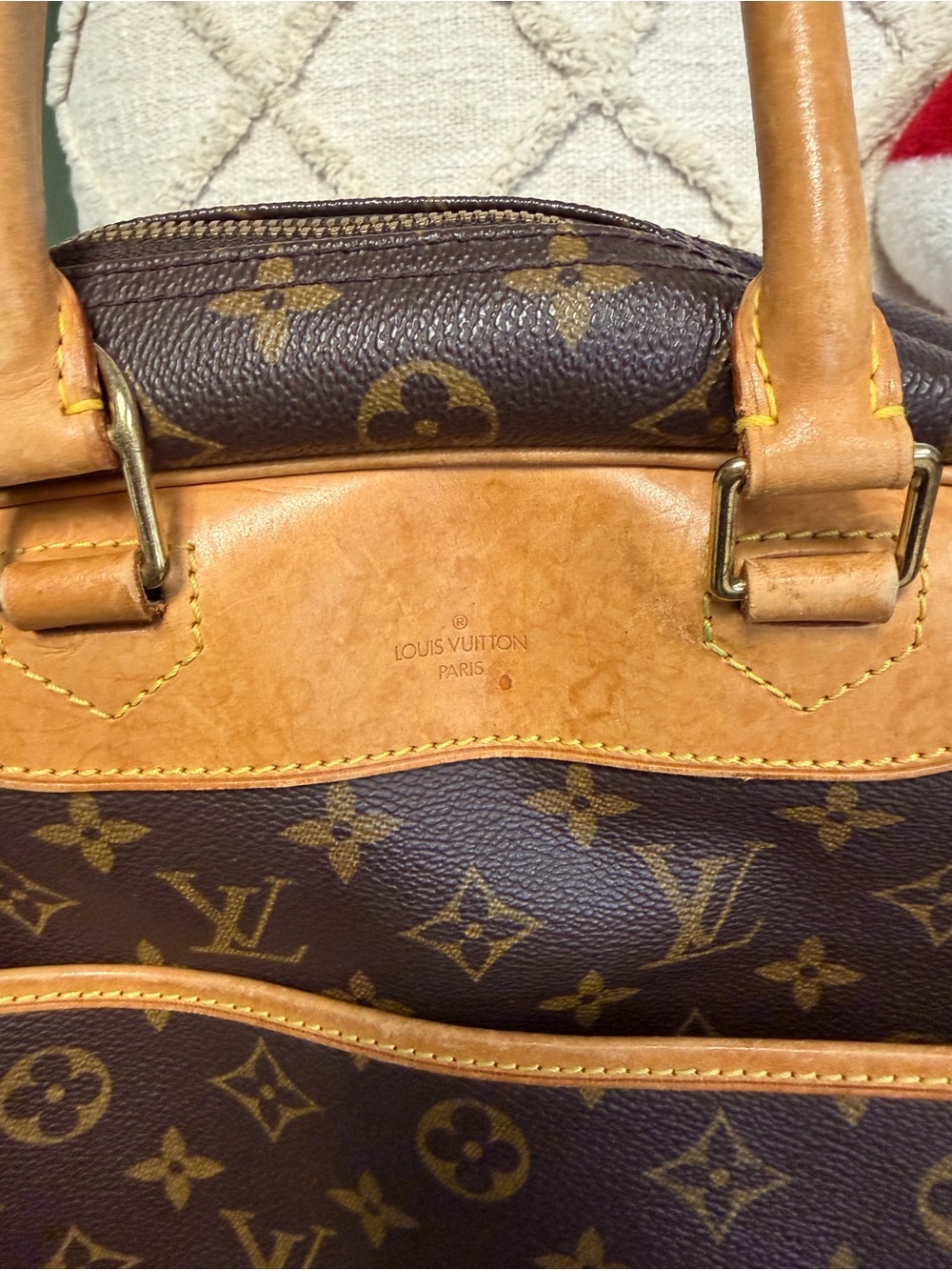 Pre-Loved Louis Vuitton Monogram Deauville - Picture 3 of 15